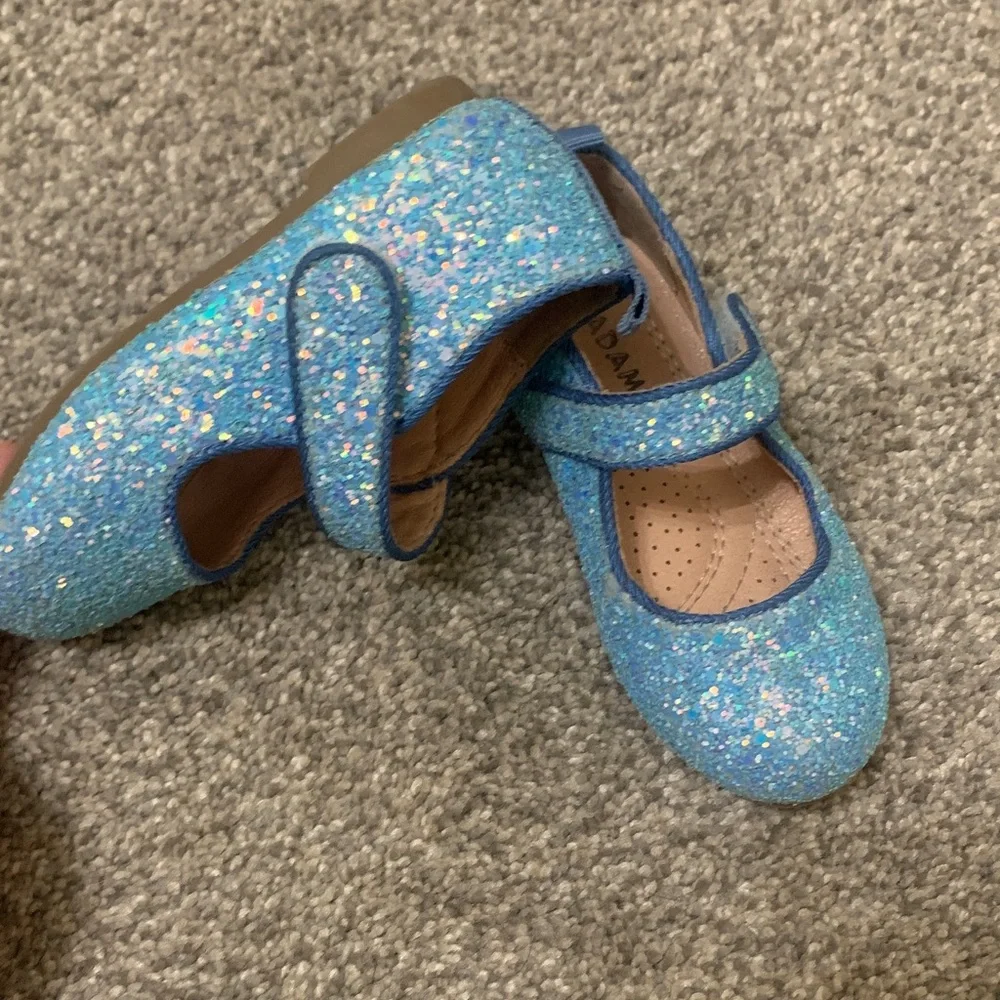 Adamumu Kids Sparkly Blue Dress Shoes Size 6T